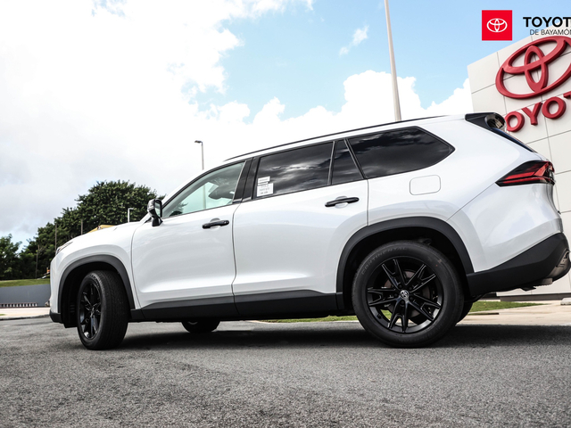 Toyota Grand Higlander Nightshade (White)