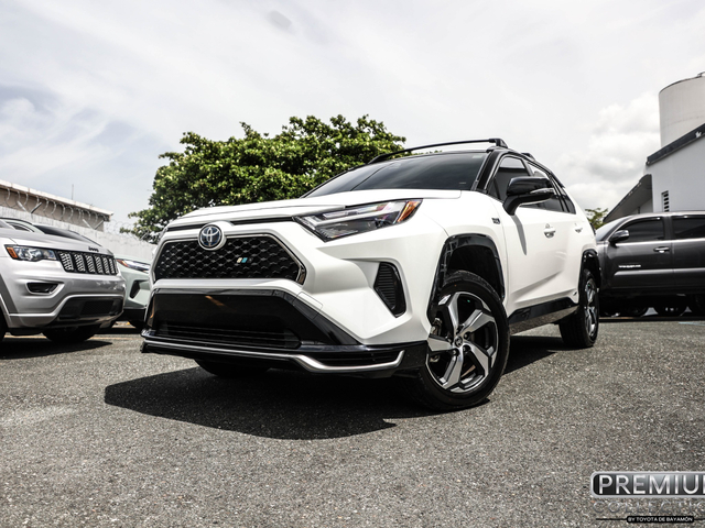 2024 Toyota RAV4 Prime SE