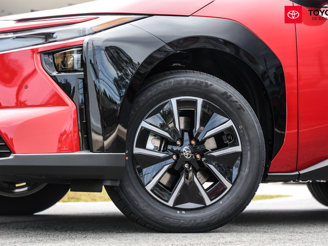 Toyota BZ XLE (Emotional Red)