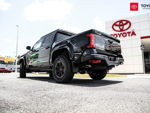 Toyota Tacoma TRD PRO (Black)
