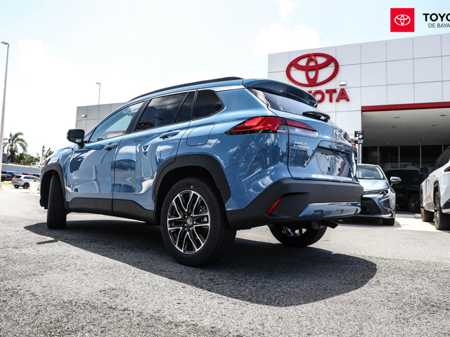 Toyota Corolla Cross XLE (Grayish Blue)