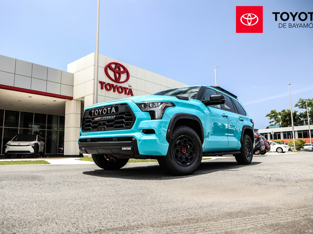 Toyota Sequoia TRD PRO 2026 (Turquoise)