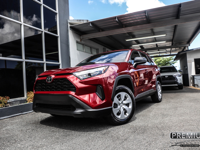 2024 Toyota RAV4 LE
