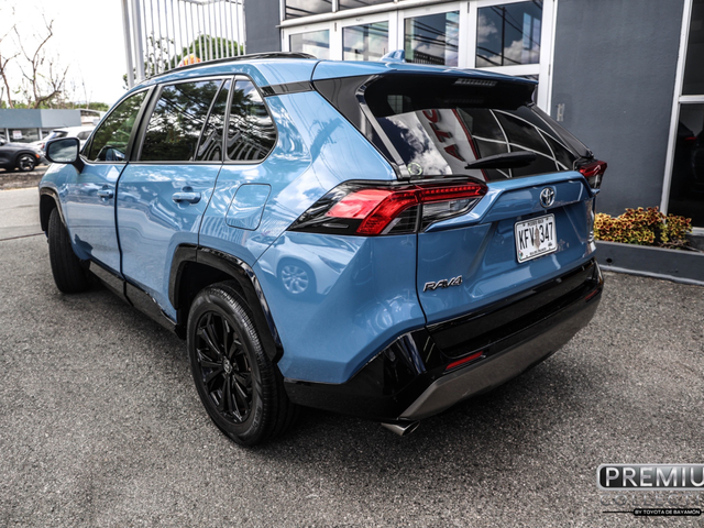 2023 Toyota RAV4 Hybrid SE