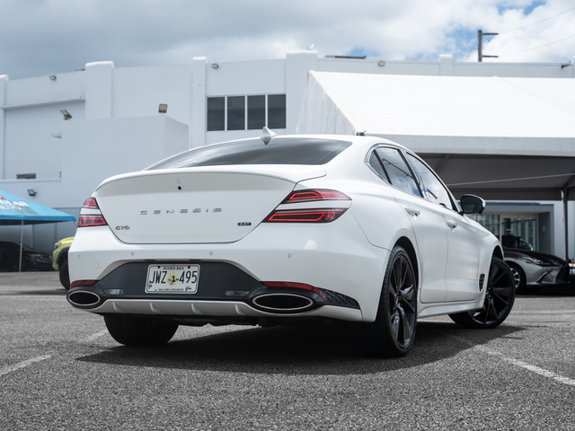 Genesis G70 3.3T Standard 2023