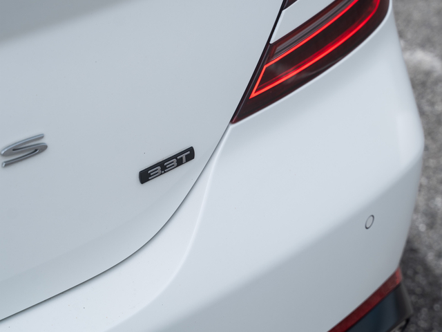 Genesis G70 3.3T Standard 2023