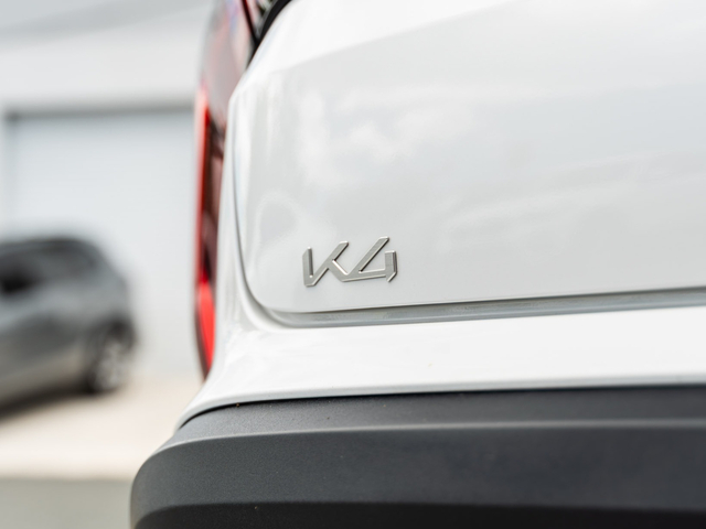 Kia K4 LX 2025