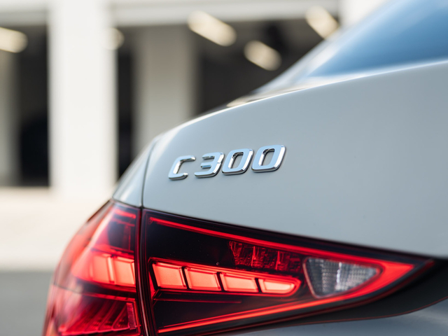 Mercedes-Benz C 300 C 300 2025