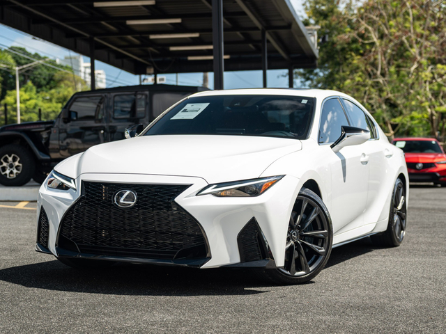 Lexus IS F SPORT Design 2025