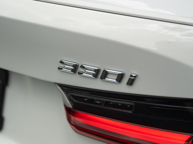 BMW 330i 330i 2025