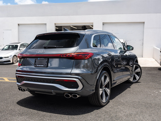 Audi SQ5 quattro Premium Plus TFSI 2025