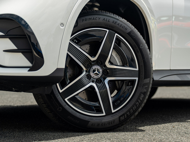 Mercedes-Benz GLC 300 GLC 300 4MATIC 2025