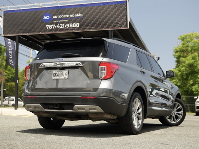 Ford Explorer XLT 2023