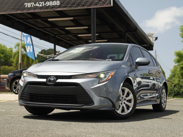 Toyota Corolla LE 2024