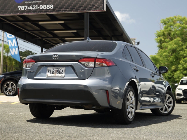 Toyota Corolla LE 2024
