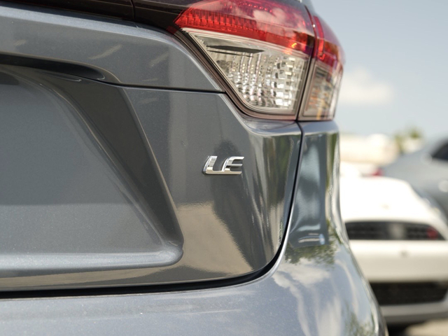 Toyota Corolla LE 2024