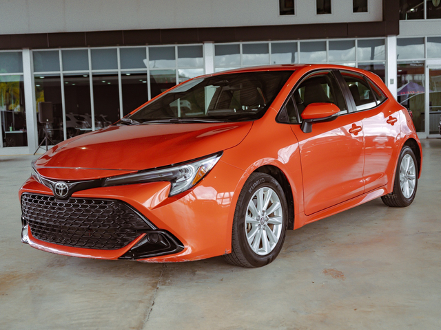 2024 Toyota Corolla Hatchback SE