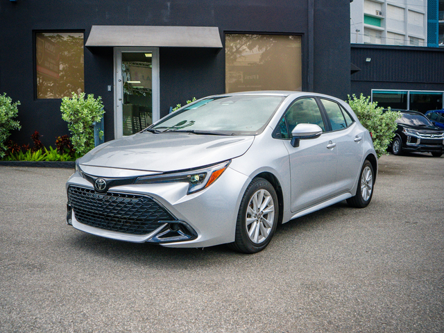 2024 Toyota Corolla Hatchback SE