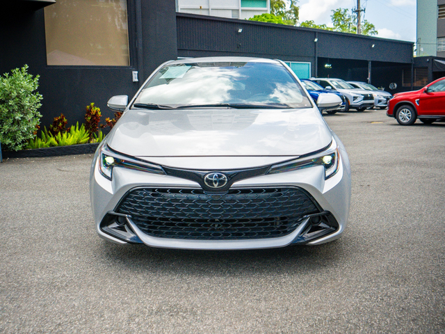 2024 Toyota Corolla Hatchback SE