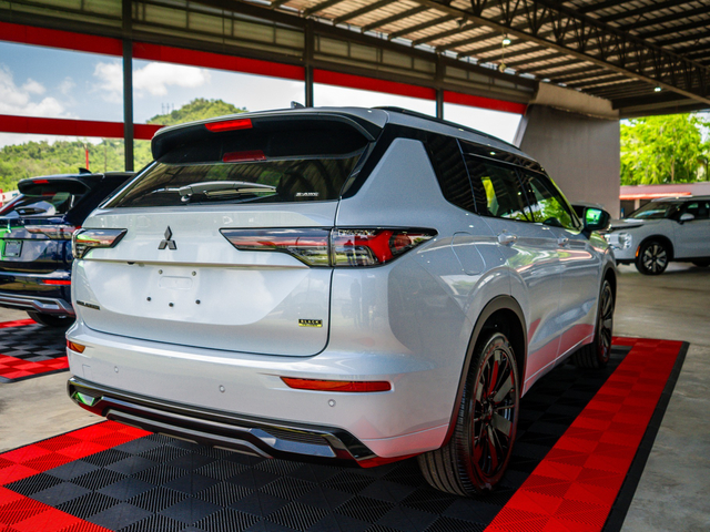 2026 Mitsubishi Outlander SEL