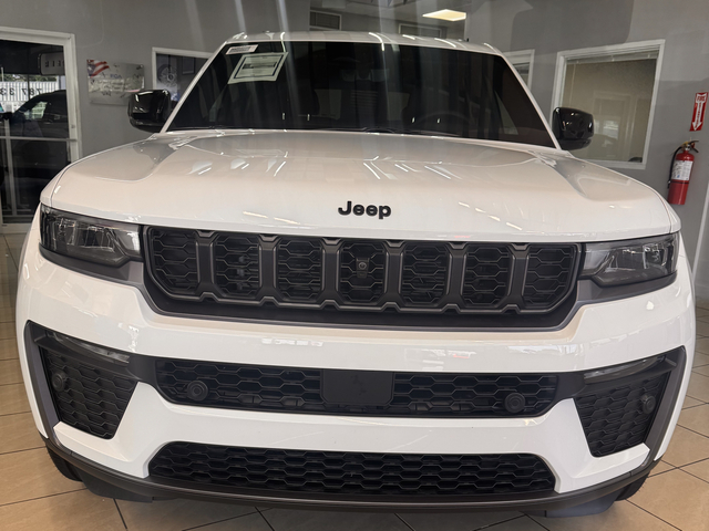 2026 Jeep Grand Cherokee LIMI