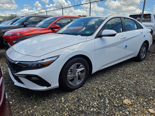 2026 Hyundai Elantra SE