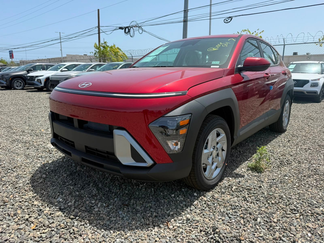 2027 Hyundai Kona SE