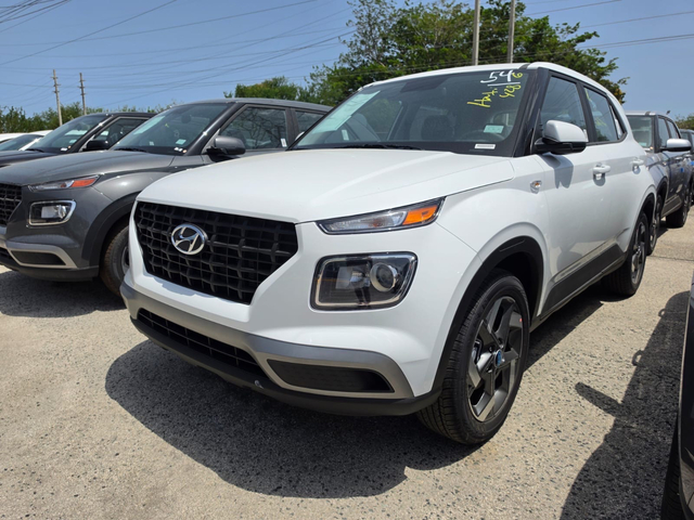 2026 Hyundai Venue SE