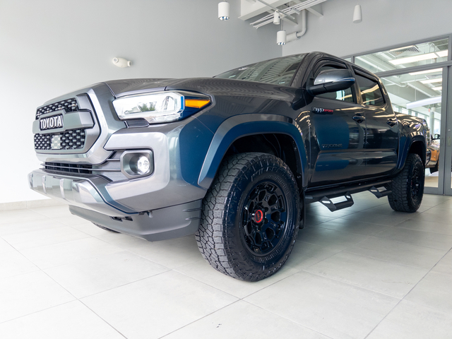 2022 Toyota Tacoma 2WD TRD SPORT