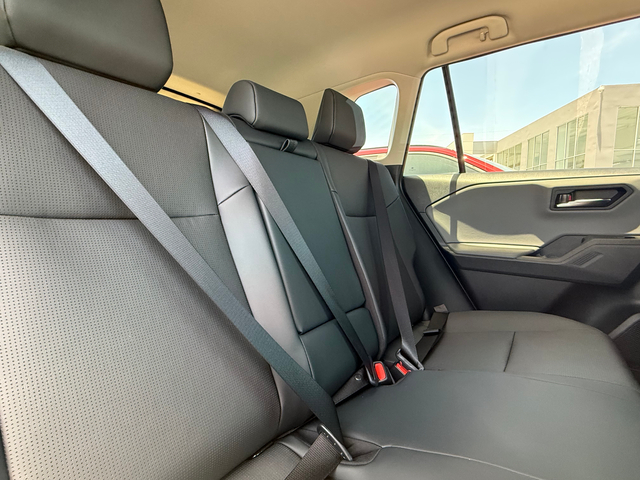 Inventario Nuevos 98 2026 Toyota RAV4 LE