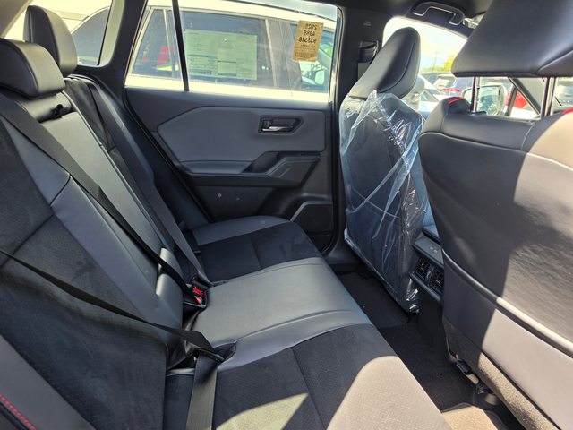 Inventario Nuevos 38 2026 Toyota RAV4 Plug-In Hybrid SE