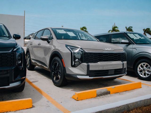 2026 Kia Sportage LX