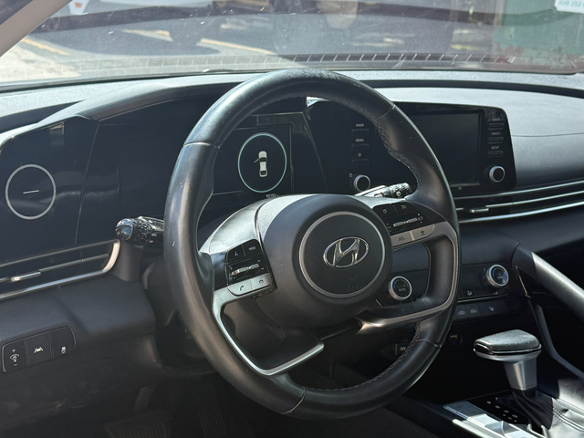 Hyundai Elantra SEL 2022