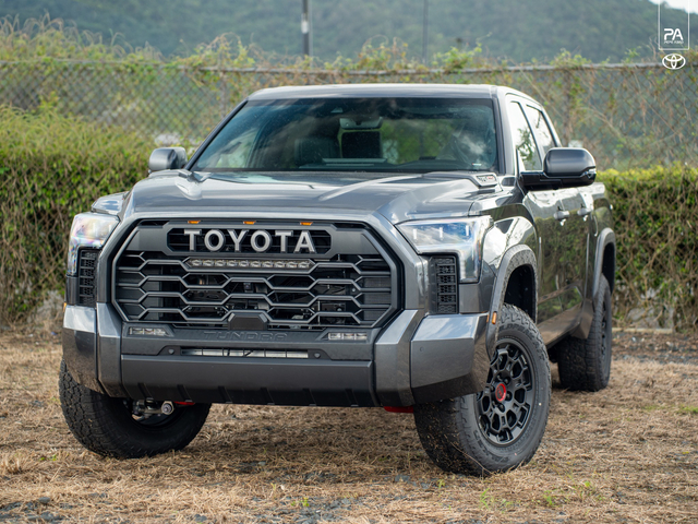 Toyota Tundra 4WD TRD Pro Hybrid CrewMax 5.5' Bed 2026