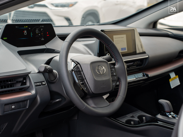 Toyota Prius Plug-In Hybrid SE 2026