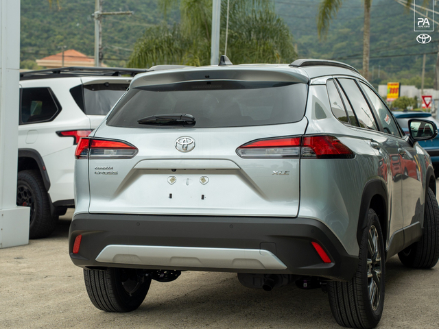 Toyota Corolla Cross XLE 2026