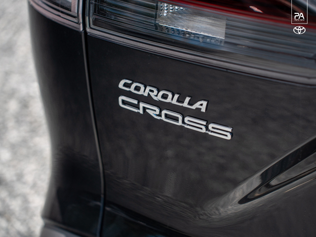 Toyota Corolla Cross LE 2026