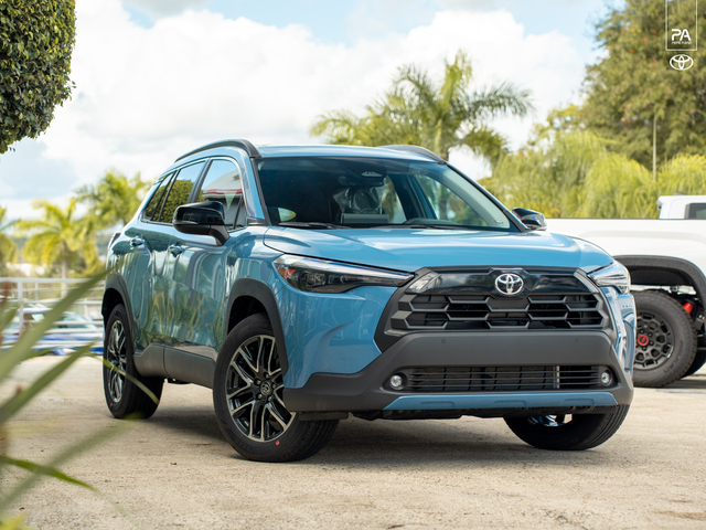Toyota Corolla Cross XLE 2026
