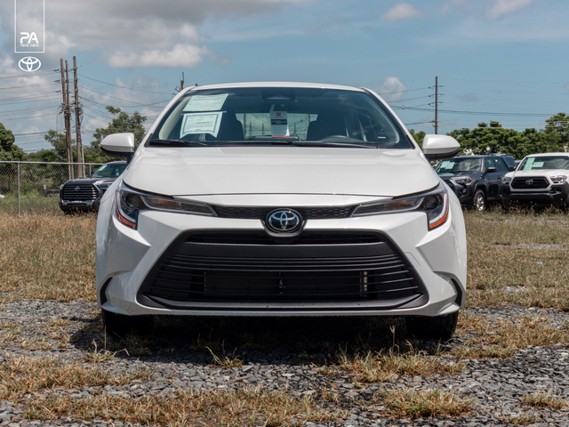 Toyota Corolla LE 2026