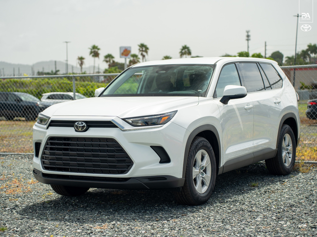Toyota Grand Highlander LE 2026