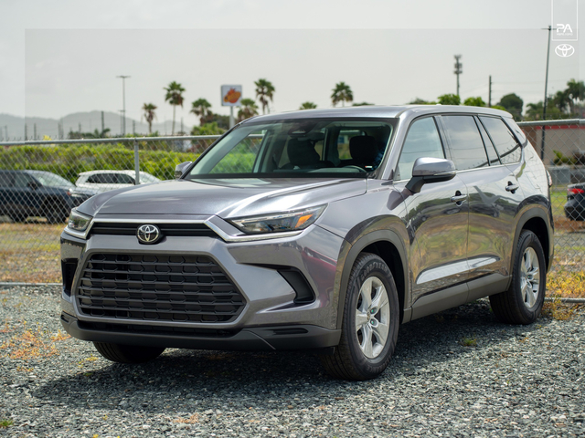 Toyota Grand Highlander LE 2026