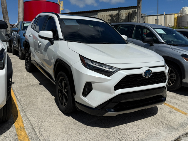 Toyota RAV4 SE 2023