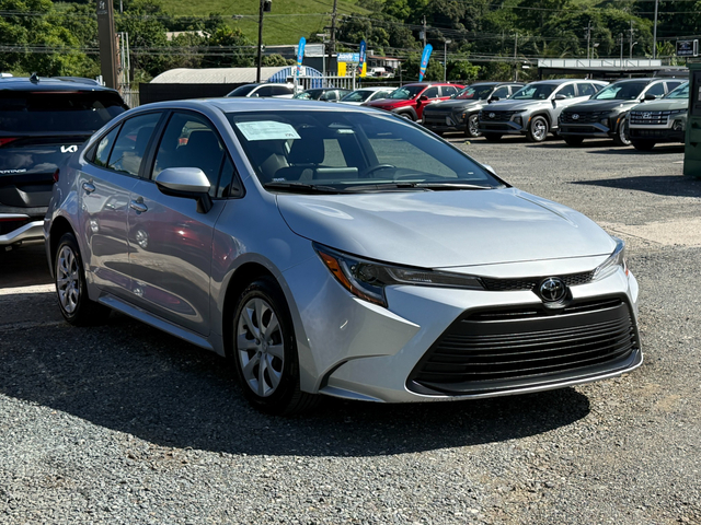 TOYOTA COROLLA LE 2024