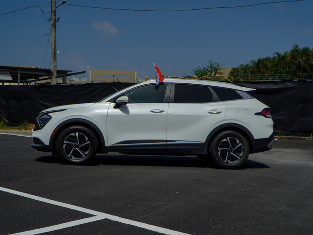 2024 Kia Sportage LX