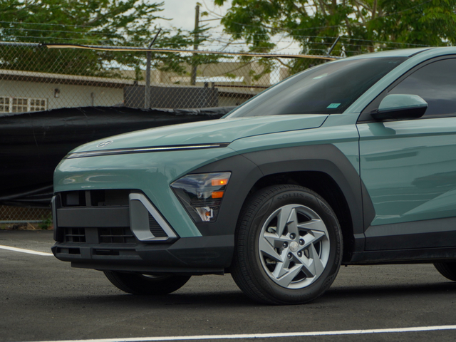 2025 Hyundai Kona SE