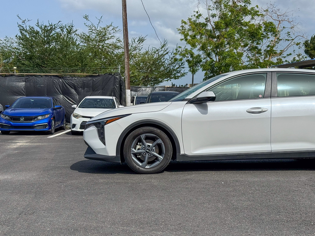 2025 Kia K4 LX