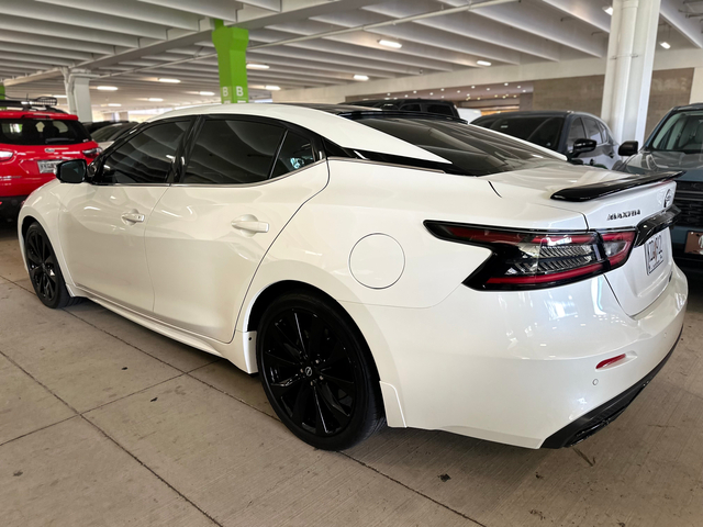 2023 Nissan Maxima
