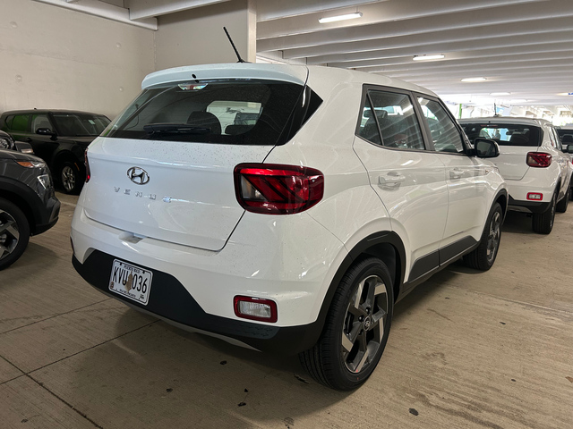 2026 Hyundai Venue SE