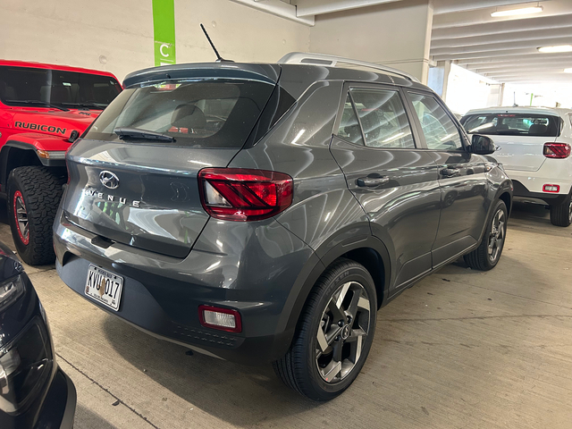 2026 Hyundai Venue SE