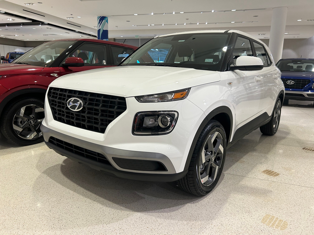 2026 Hyundai Venue SE